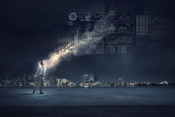 国产车的发动机那个是自己制造的？